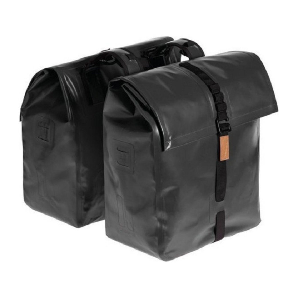 Basil Urban Dry dubbele fietstas 50L Zwart