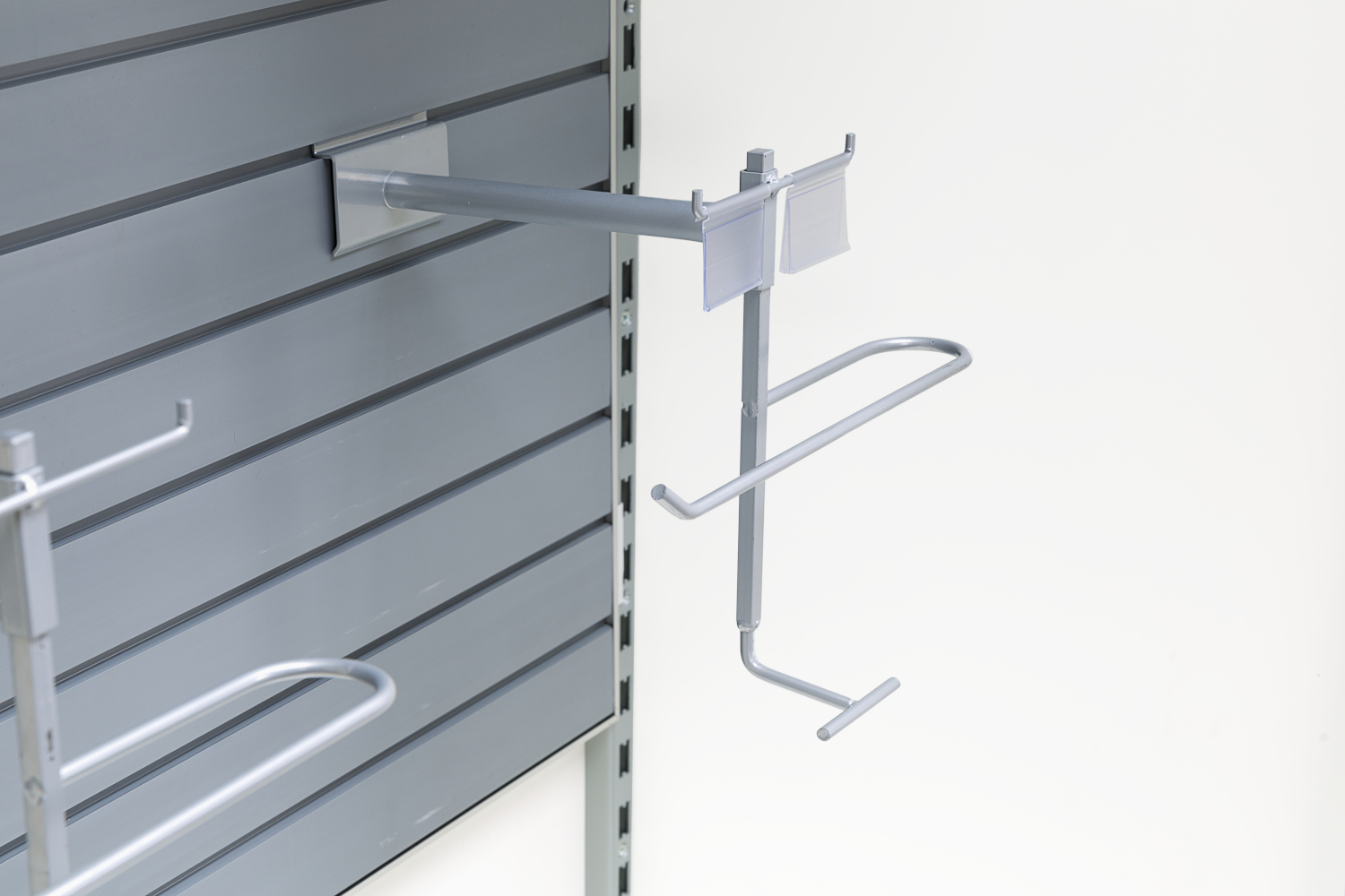 New looxs tashaak voor slat wall