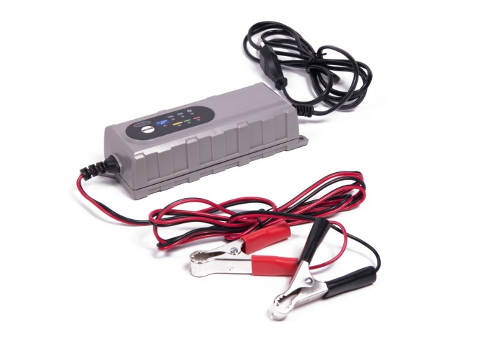 Acculader druppelaar 6-12V 3.8A